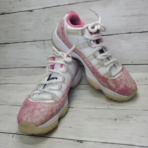 Nike Air Jordan 11 Pink Snakeskin Retro Low Womens Shoe AH7860-106 Sz 7